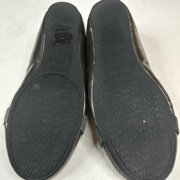 Michael Kors "Viva" Ballet Pewter Leather Flats Sh - Picture 3 of 8